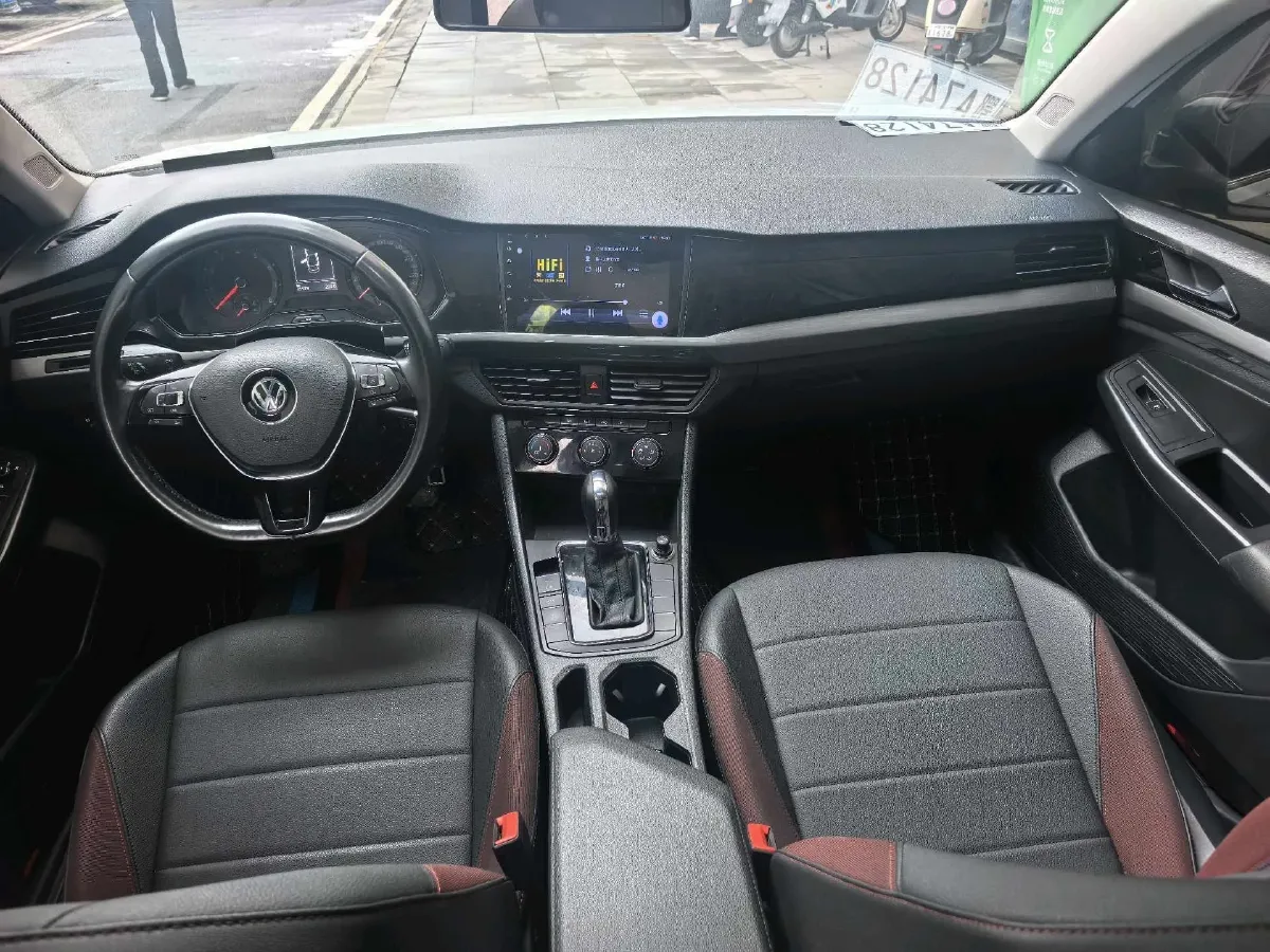 2019 Bestune T77 1.2T 143HP L4 7DCT,autocango,china used car exporter,china ev exporter,chinese used car exporter,chinese used ev exporter