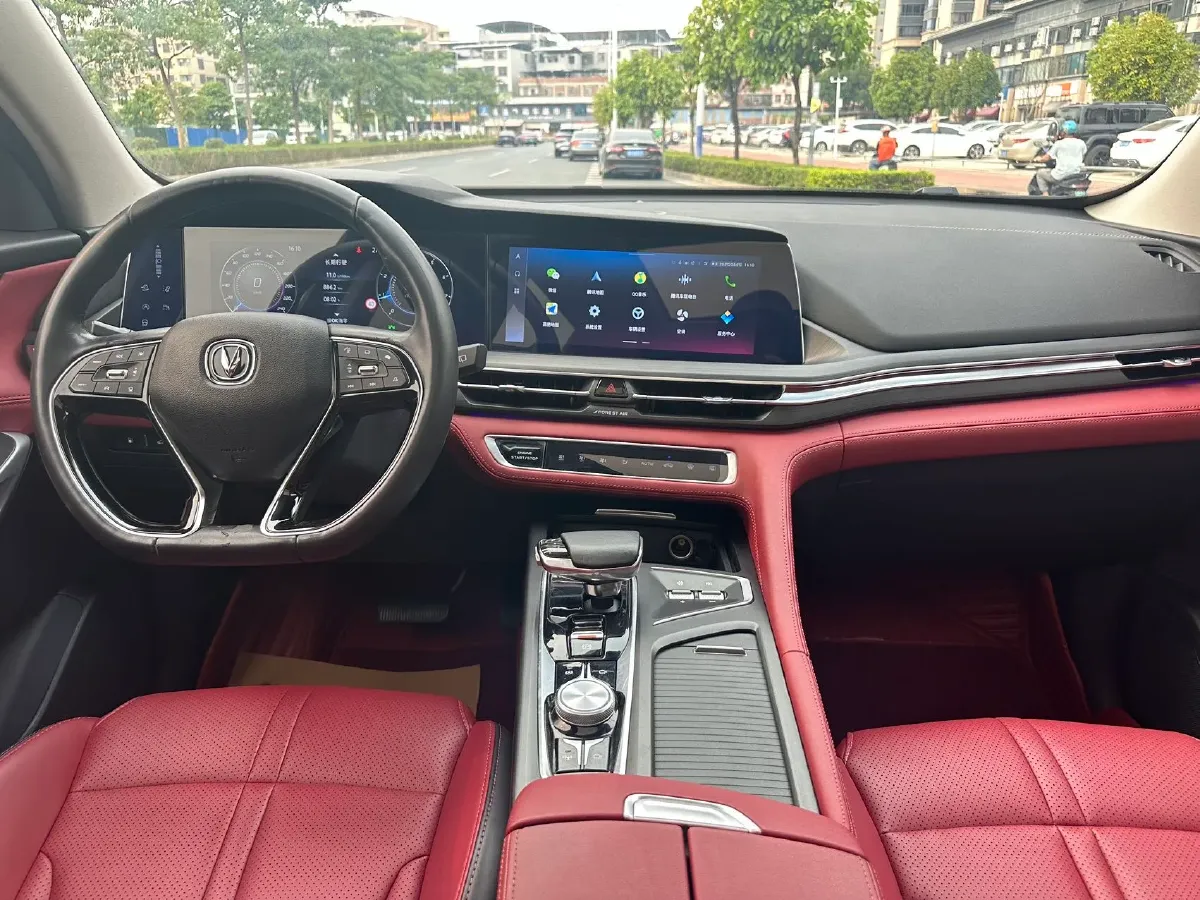 2021 ChangAn CS75 Plus 2.0T 233HP L4 8AT,autocango,china used car exporter,china ev exporter,chinese used car exporter,chinese used ev exporter