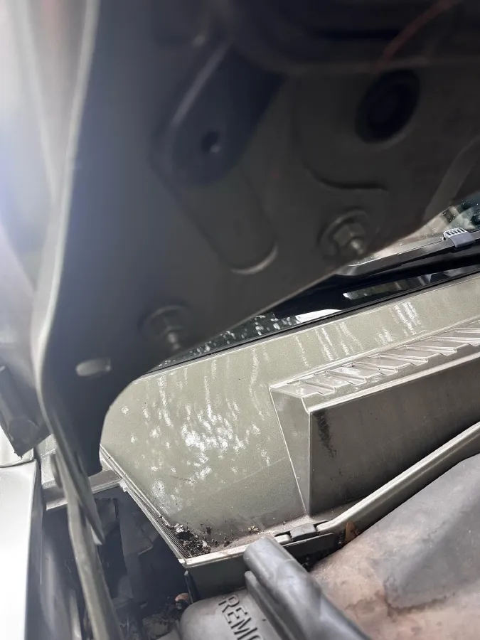 2022 Land Rover Defender 3.0T 400HP L6 8AT,autocango,china used car exporter,china ev exporter,chinese used car exporter,chinese used ev exporter