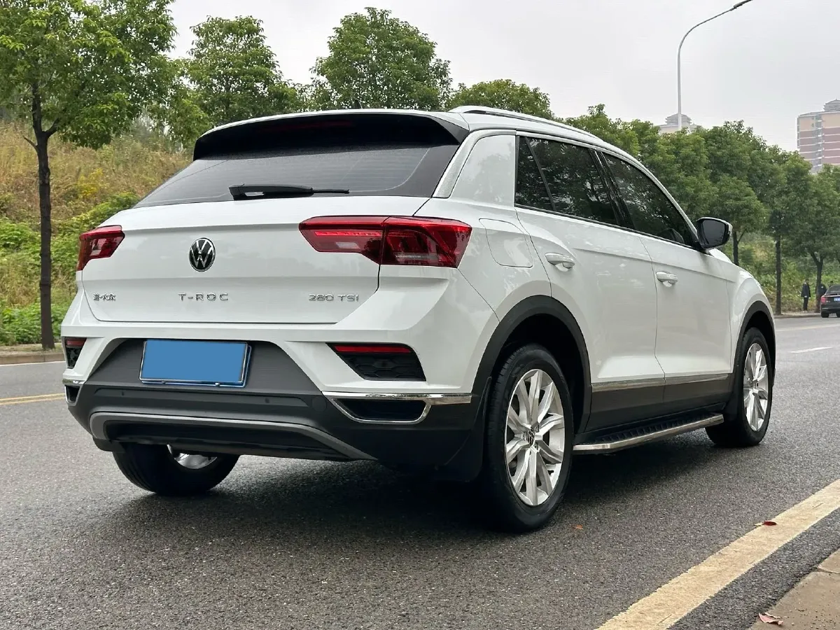 2021 Volkswagen T-Roc 1.4T 150HP L4 7DCT,autocango,china used car exporter,china ev exporter,chinese used car exporter,chinese used ev exporter
