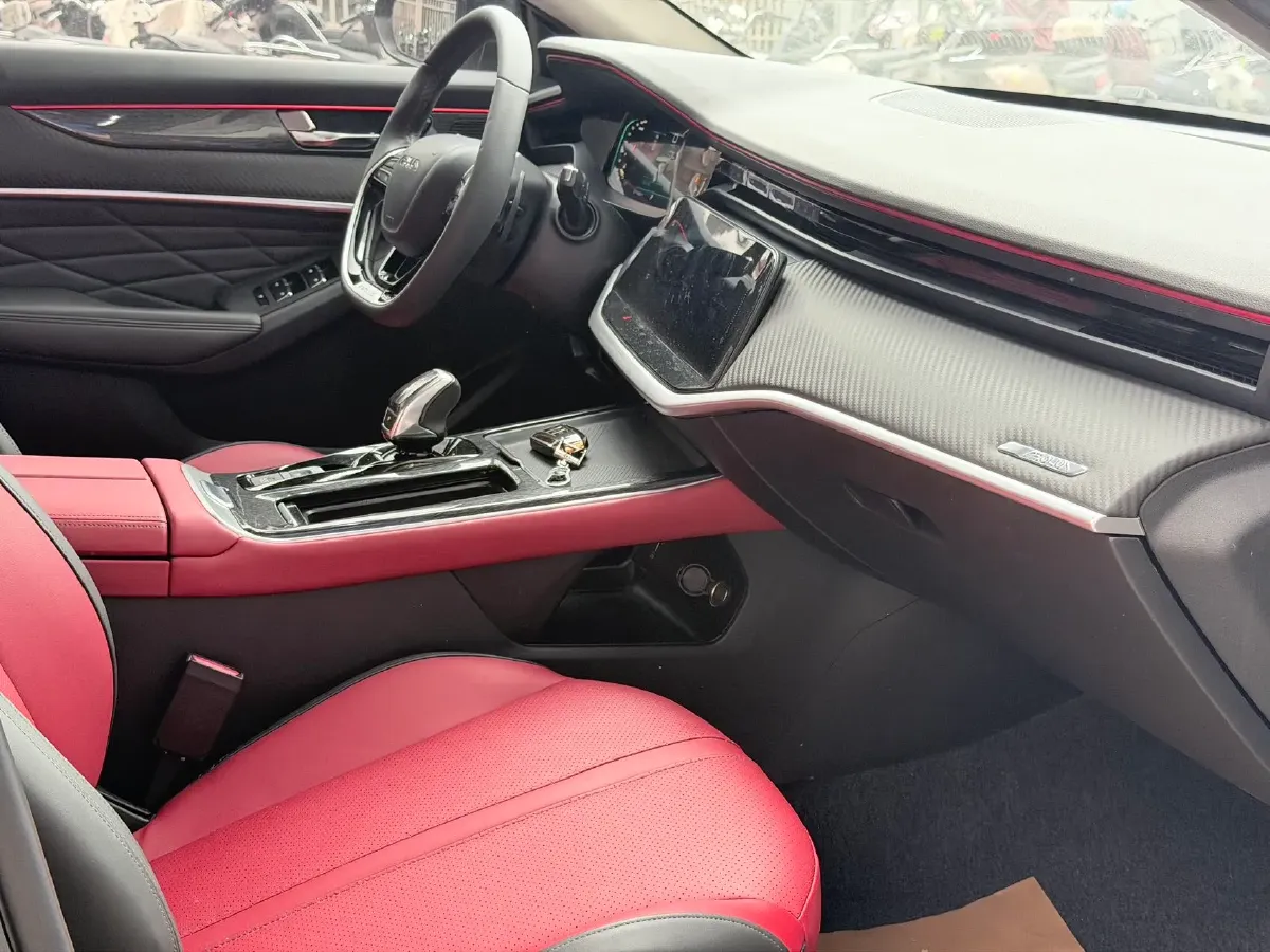 2021 DongFeng Aeolus YiXuan MAX 1.5T 190HP L4 7DCT,autocango,china used car exporter,china ev exporter,chinese used car exporter,chinese used ev exporter