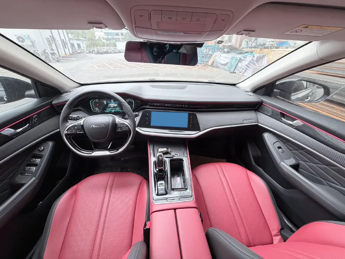 2021 DongFeng Aeolus YiXuan MAX 1.5T 190HP L4 7DCT,autocango,china used car exporter,china ev exporter,chinese used car exporter,chinese used ev exporter