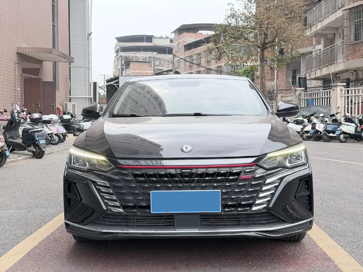 2021 DongFeng Aeolus YiXuan MAX 1.5T 190HP L4 7DCT,autocango,china used car exporter,china ev exporter,chinese used car exporter,chinese used ev exporter