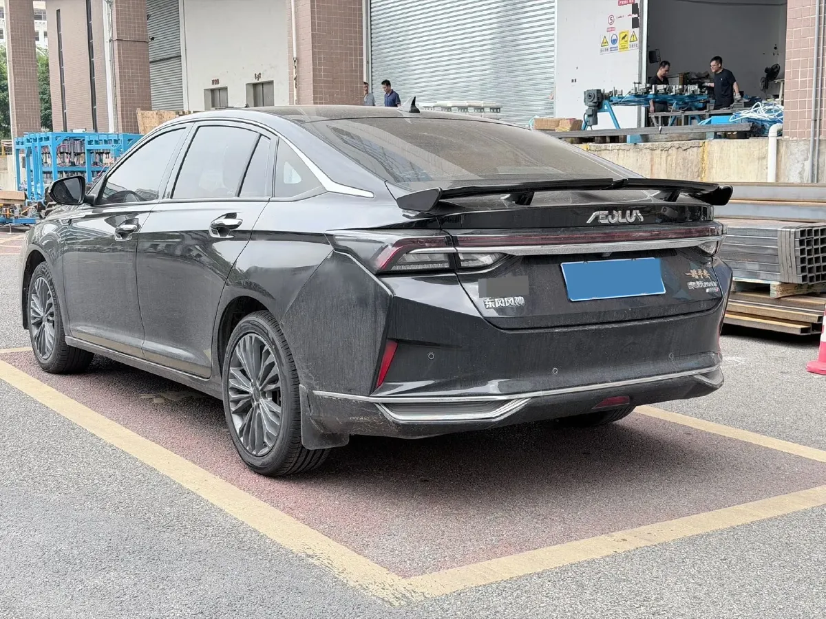 2021 DongFeng Aeolus YiXuan MAX 1.5T 190HP L4 7DCT,autocango,china used car exporter,china ev exporter,chinese used car exporter,chinese used ev exporter