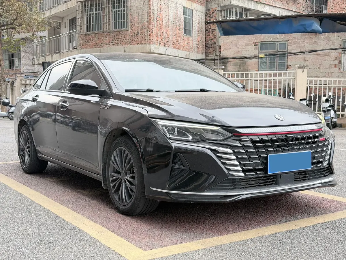 2021 DongFeng Aeolus YiXuan MAX 1.5T 190HP L4 7DCT,autocango,china used car exporter,china ev exporter,chinese used car exporter,chinese used ev exporter