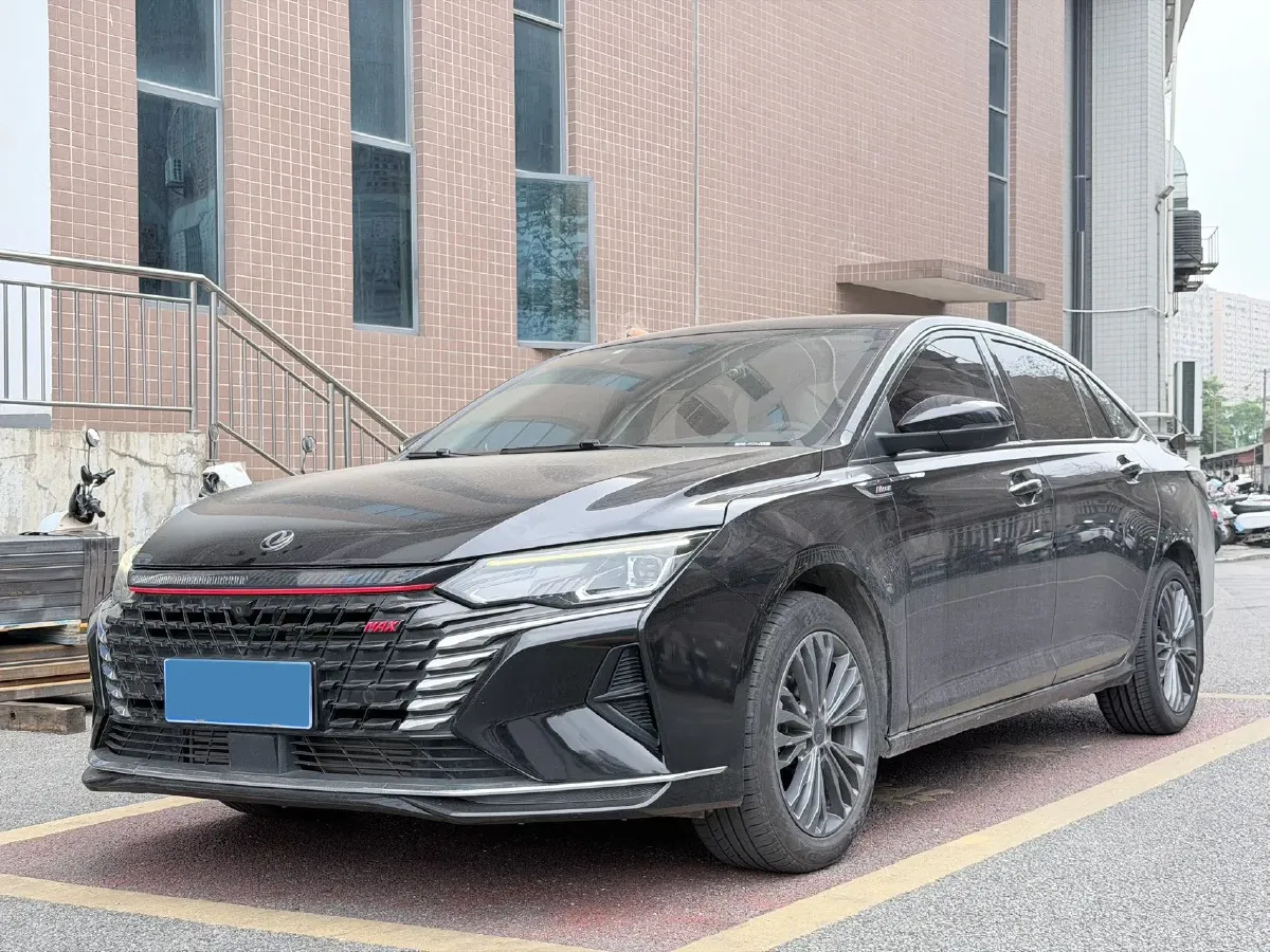 2021 DongFeng Aeolus YiXuan MAX 1.5T 190HP L4 7DCT,autocango,china used car exporter,china ev exporter,chinese used car exporter,chinese used ev exporter