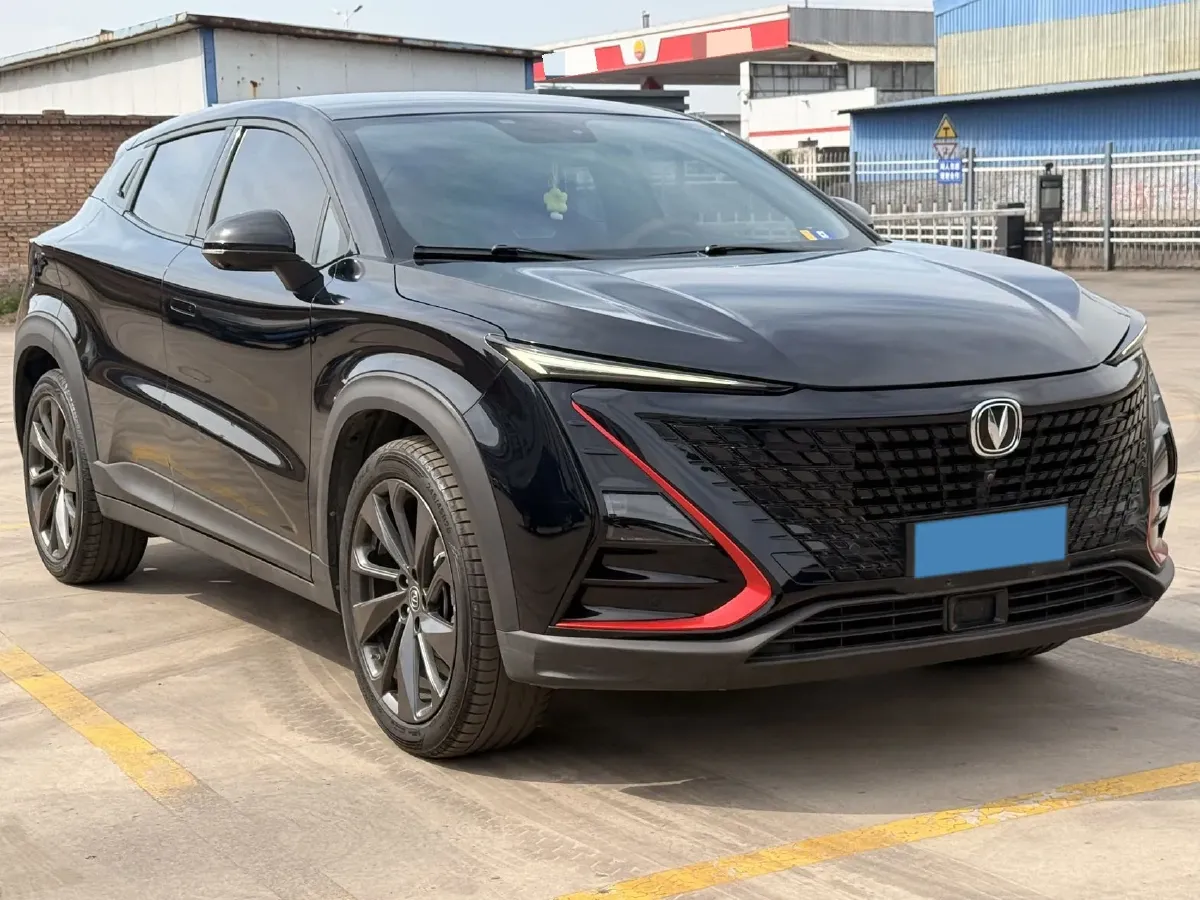 2021 ChangAn UNI-T 1.5T 180HP L4 7DCT,autocango,china used car exporter,china ev exporter,chinese used car exporter,chinese used ev exporter