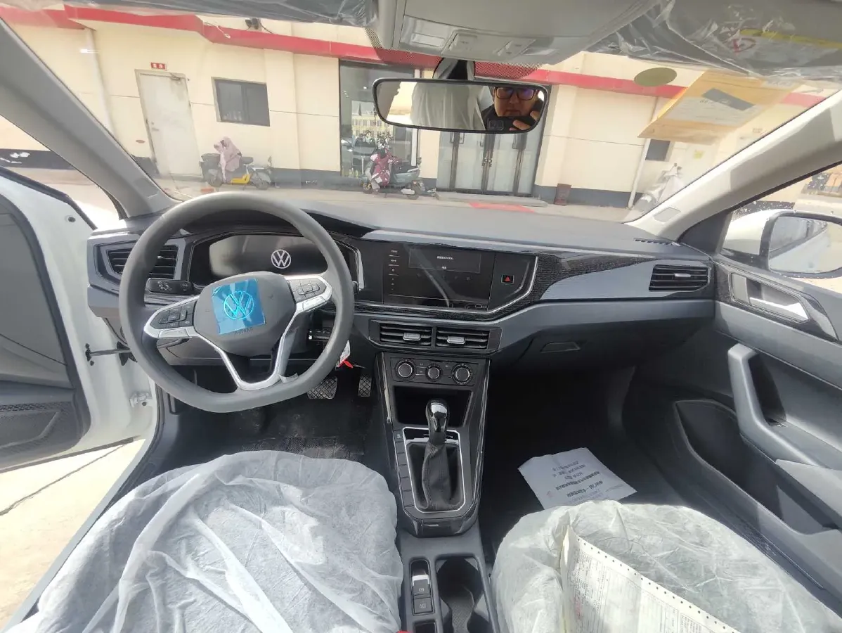 2025 Volkswagen Lavida 1.5L 110HP L4 6AT,autocango,china used car exporter,china ev exporter,chinese used car exporter,chinese used ev exporter