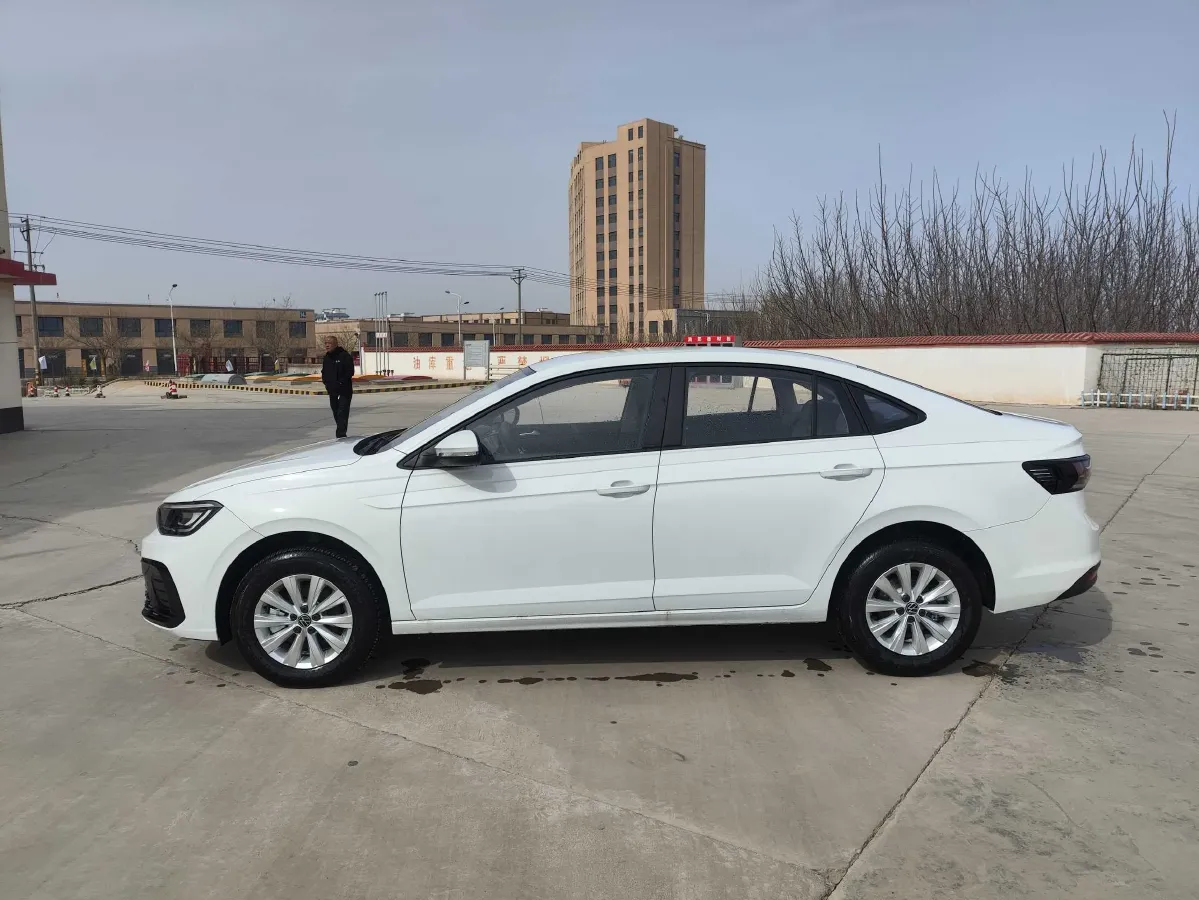2025 Volkswagen Lavida 1.5L 110HP L4 6AT,autocango,china used car exporter,china ev exporter,chinese used car exporter,chinese used ev exporter