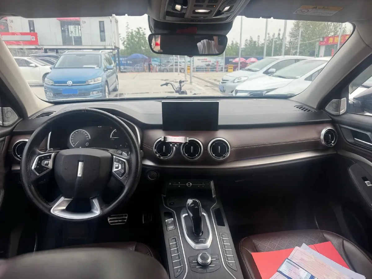 2018 WEY VV6 2.0T 197HP L4 7DCT,autocango,china used car exporter,china ev exporter,chinese used car exporter,chinese used ev exporter