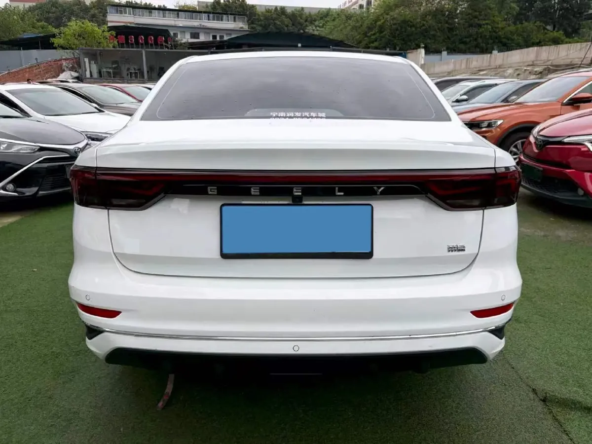 2022 Geely Emgrand 1.5L 114HP L4 CVT,autocango,china used car exporter,china ev exporter,chinese used car exporter,chinese used ev exporter