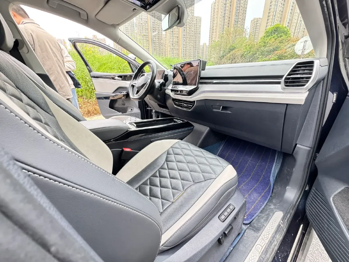 2022 Volkswagen ID.6 Crozz BEV 84.8KWH,autocango,china used car exporter,china ev exporter,chinese used car exporter,chinese used ev exporter