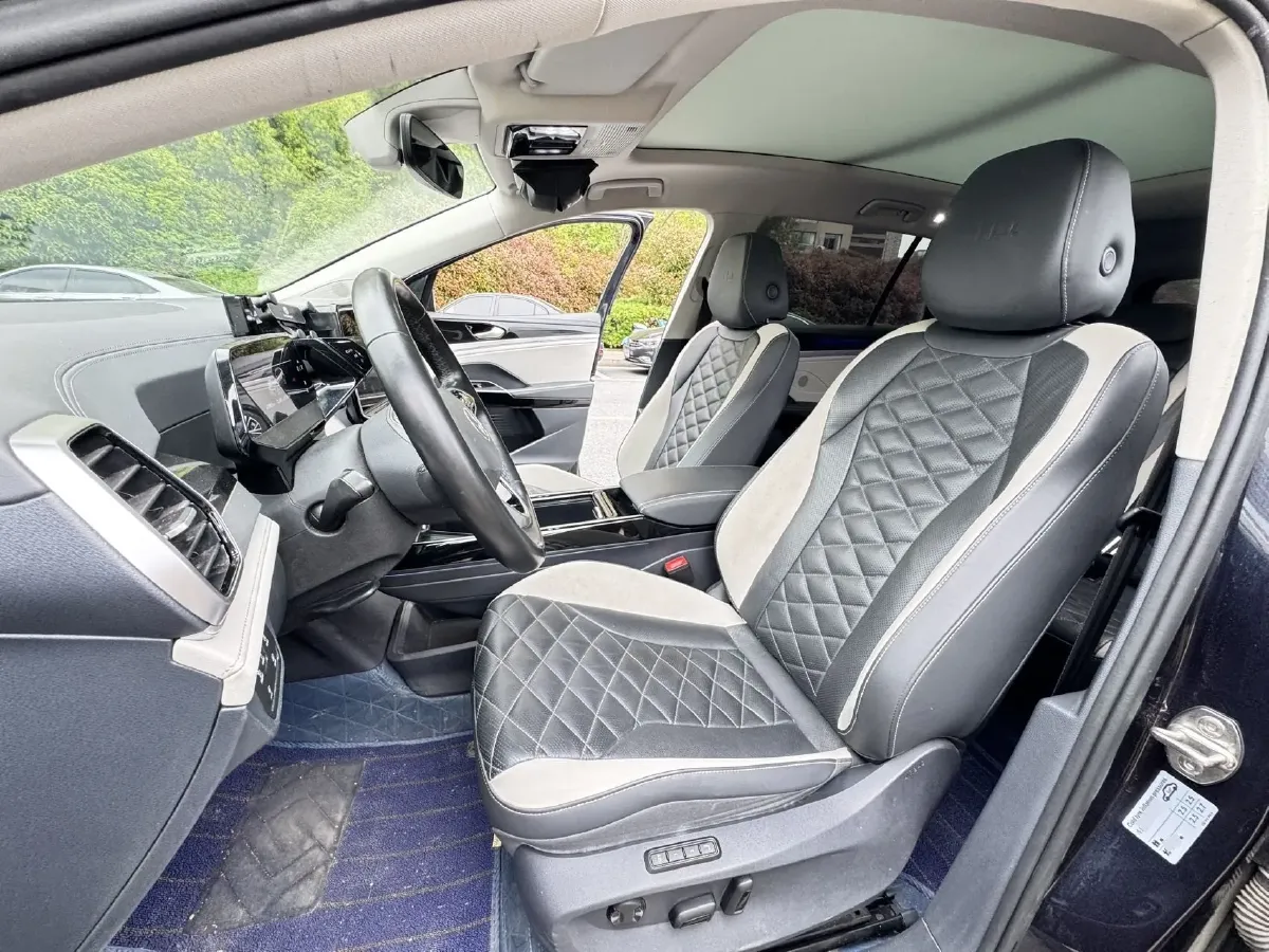 2022 Volkswagen ID.6 Crozz BEV 84.8KWH,autocango,china used car exporter,china ev exporter,chinese used car exporter,chinese used ev exporter