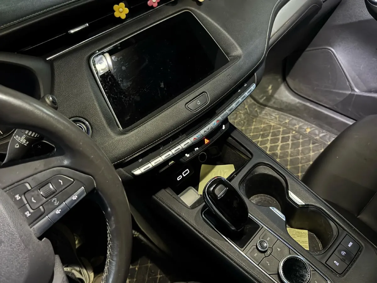 2020 Cadillac XT4 2.0T 241HP L4 9AT,autocango,china used car exporter,china ev exporter,chinese used car exporter,chinese used ev exporter