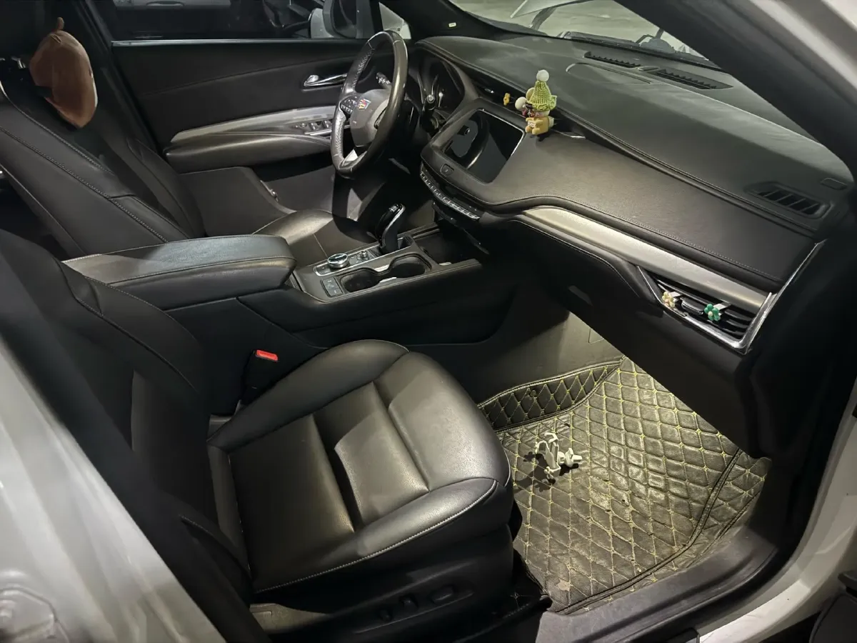 2020 Cadillac XT4 2.0T 241HP L4 9AT,autocango,china used car exporter,china ev exporter,chinese used car exporter,chinese used ev exporter