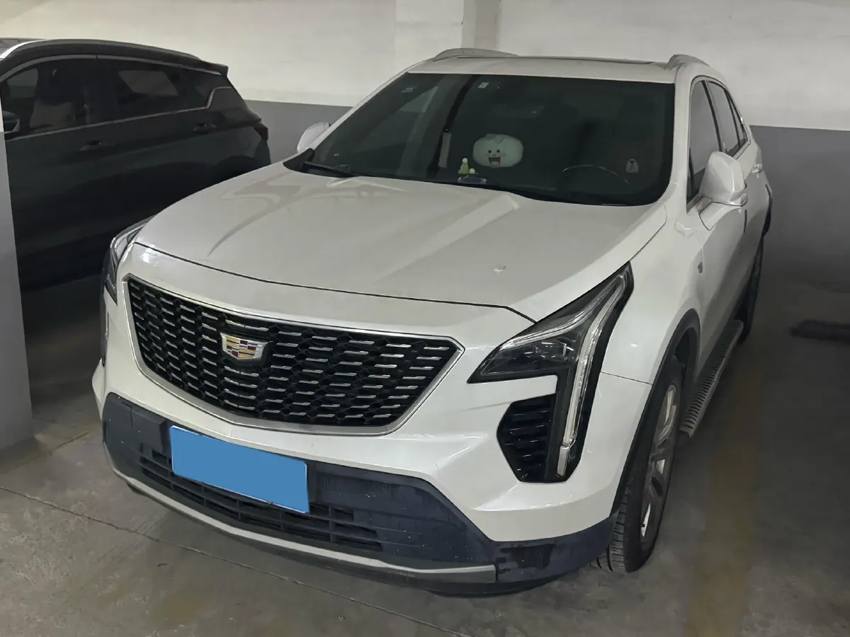 2020 Cadillac XT4 2.0T 241HP L4 9AT,autocango,china used car exporter,china ev exporter,chinese used car exporter,chinese used ev exporter