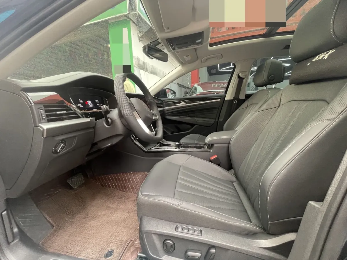 2025 Volkswagen Passat 2.0T 220HP L4 7DCT,autocango,china used car exporter,china ev exporter,chinese used car exporter,chinese used ev exporter