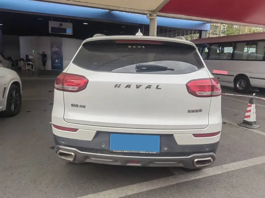 2020 Haval H6 1.5T 169HP L4 7DCT,autocango,china used car exporter,china ev exporter,chinese used car exporter,chinese used ev exporter