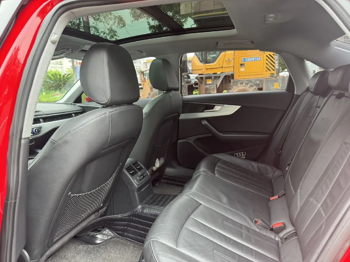 2019 Audi A4L 2.0T 190HP L4 7DCT,autocango,china used car exporter,china ev exporter,chinese used car exporter,chinese used ev exporter