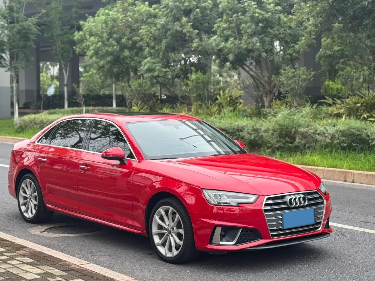 2019 Audi A4L 2.0T 190HP L4 7DCT,autocango,china used car exporter,china ev exporter,chinese used car exporter,chinese used ev exporter