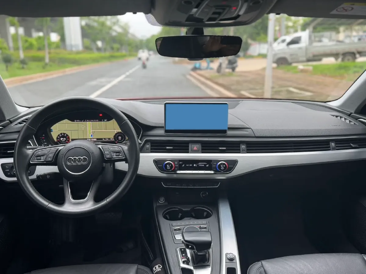 2019 Audi A4L 2.0T 190HP L4 7DCT,autocango,china used car exporter,china ev exporter,chinese used car exporter,chinese used ev exporter