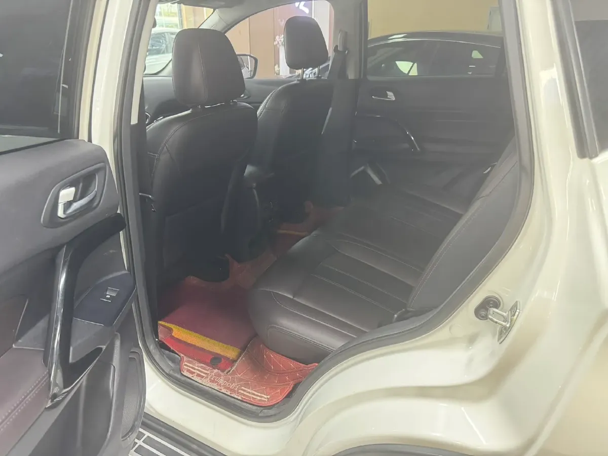 2018 GAC Trumpchi GS4 1.5T 152HP L4 6MT,autocango,china used car exporter,china ev exporter,chinese used car exporter,chinese used ev exporter