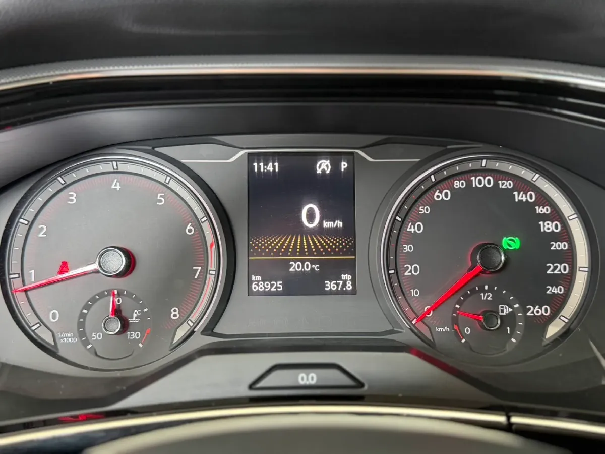 2019 MINI CLUBMAN 1.5T 102HP L3 6AT,autocango,china used car exporter,china ev exporter,chinese used car exporter,chinese used ev exporter