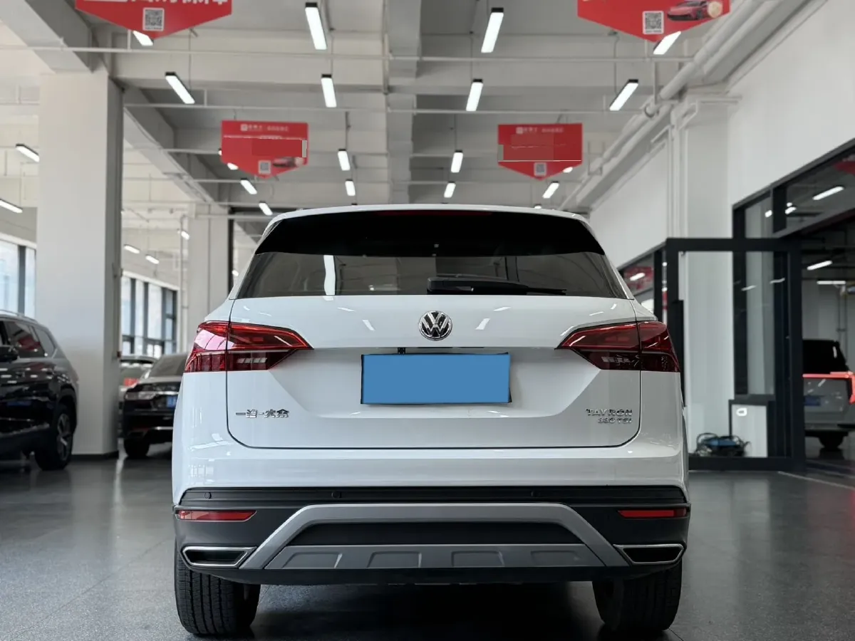 2019 MINI CLUBMAN 1.5T 102HP L3 6AT,autocango,china used car exporter,china ev exporter,chinese used car exporter,chinese used ev exporter