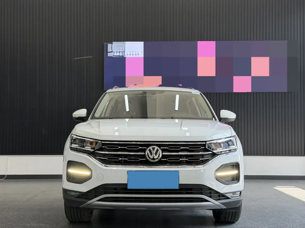 2019 MINI CLUBMAN 1.5T 102HP L3 6AT,autocango,china used car exporter,china ev exporter,chinese used car exporter,chinese used ev exporter