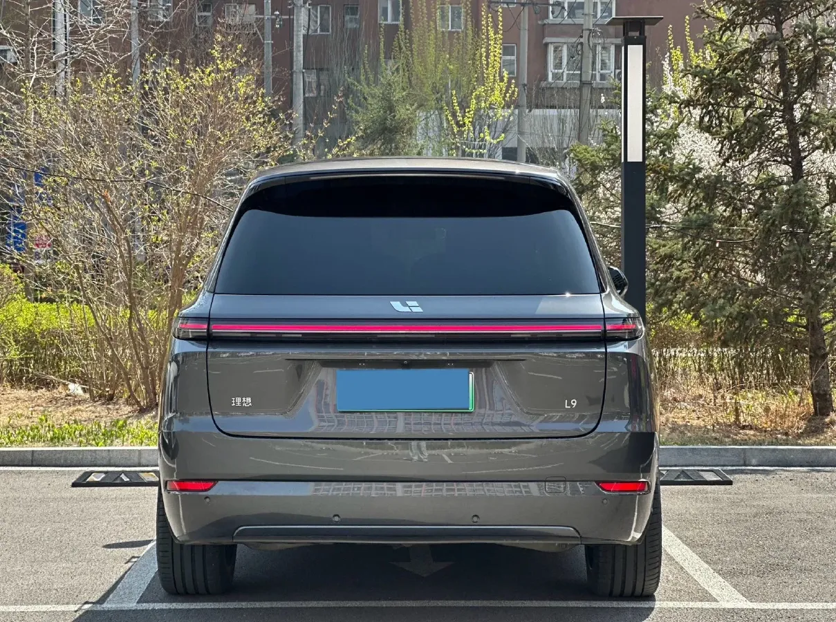 2022 Li L9 Range Extended 154HP REEV 42.6KWH,autocango,china used car exporter,china ev exporter,chinese used car exporter,chinese used ev exporter