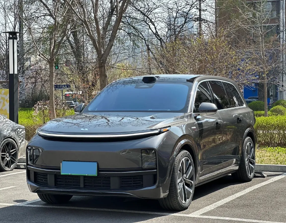2022 Li L9 Range Extended 154HP REEV 42.6KWH,autocango,china used car exporter,china ev exporter,chinese used car exporter,chinese used ev exporter