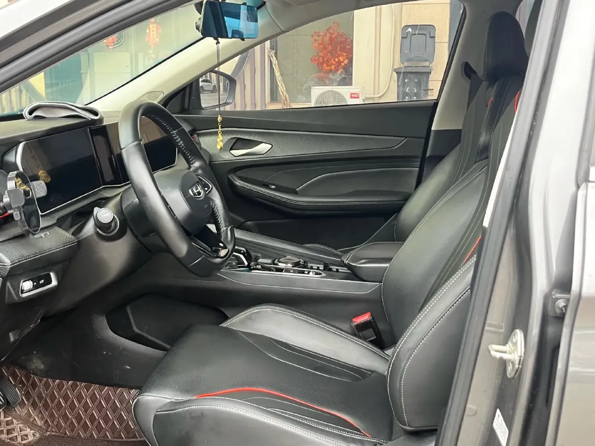 2022 Geely Binray 1.5T 181HP L4 7DCT,autocango,china used car exporter,china ev exporter,chinese used car exporter,chinese used ev exporter