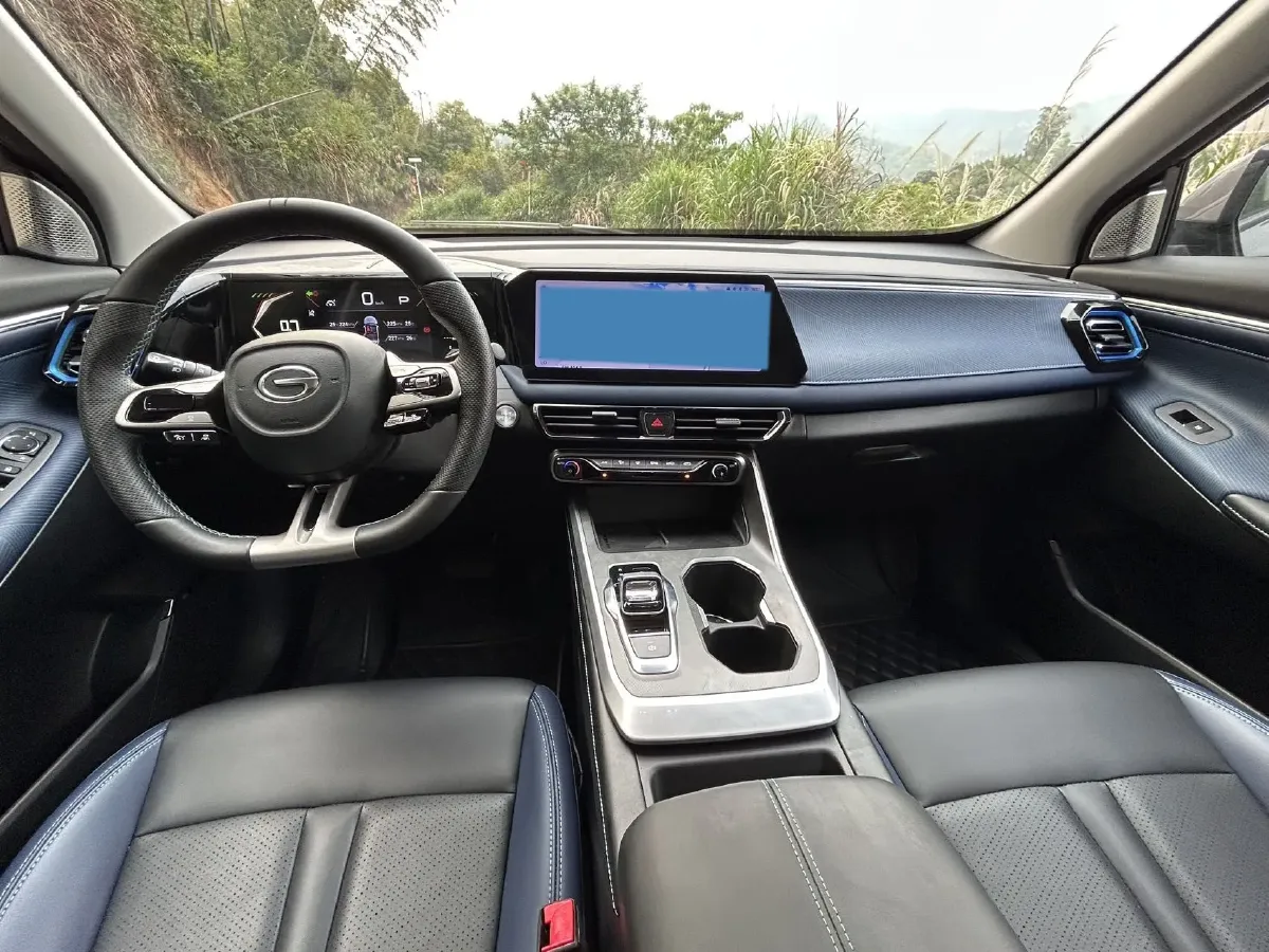 2023 GAC Trumpchi GS3 1.5T 177HP L4 7DCT,autocango,china used car exporter,china ev exporter,chinese used car exporter,chinese used ev exporter