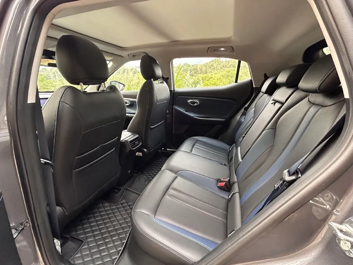 2023 GAC Trumpchi GS3 1.5T 177HP L4 7DCT,autocango,china used car exporter,china ev exporter,chinese used car exporter,chinese used ev exporter