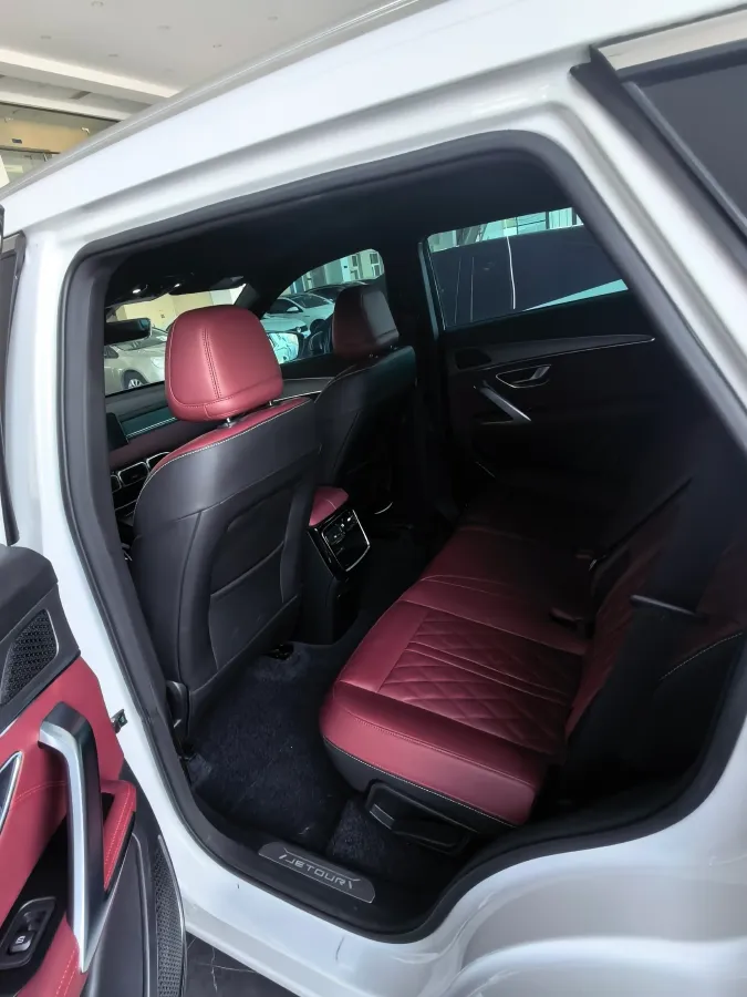 2023 Jetour X70 Plus 1.5T 156HP L4 6DCT,autocango,china used car exporter,china ev exporter,chinese used car exporter,chinese used ev exporter