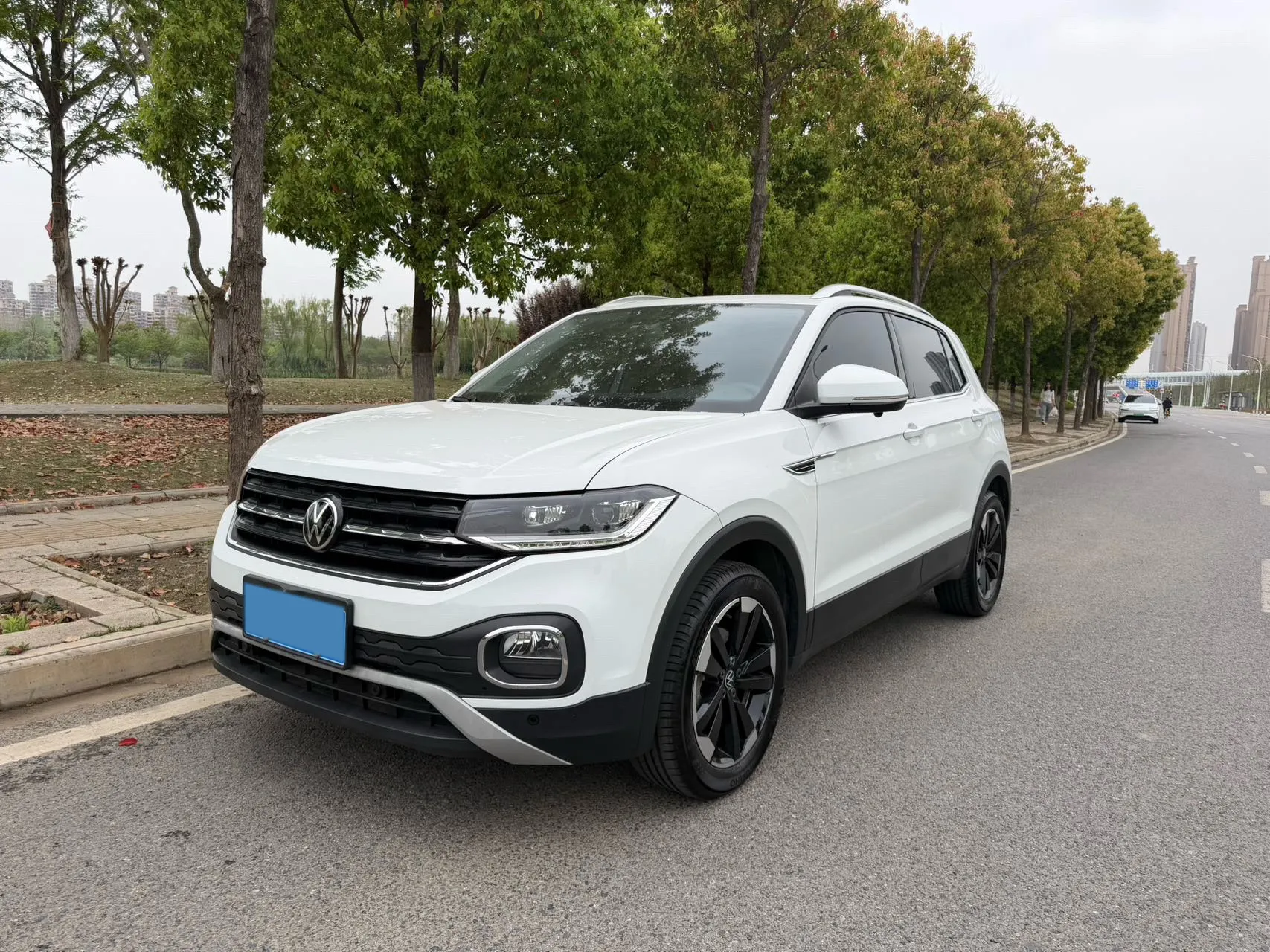 2021 Volkswagen Tacqua 1.5L 113HP L4 6AT