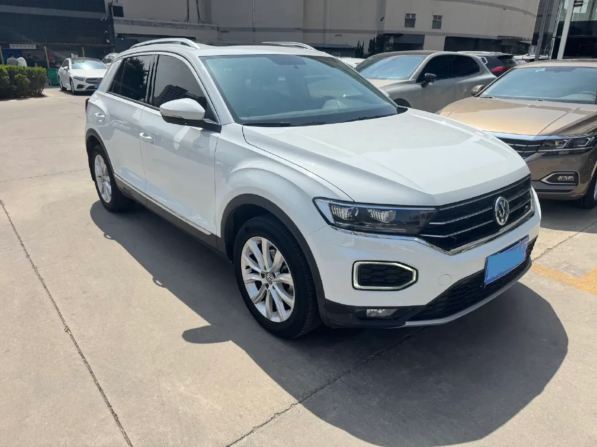 2020 Volkswagen T-Roc 1.4T 131HP L4 7DCT,autocango,china used car exporter,china ev exporter,chinese used car exporter,chinese used ev exporter