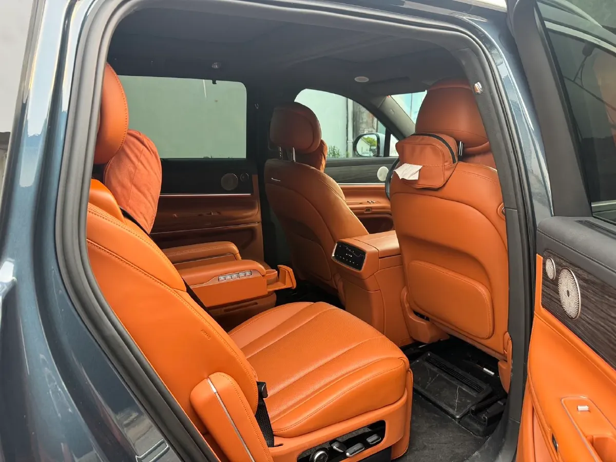 2024 AITO AITO M9 1.5T 152HP L4 REEV 42KWH,autocango,china used car exporter,china ev exporter,chinese used car exporter,chinese used ev exporter