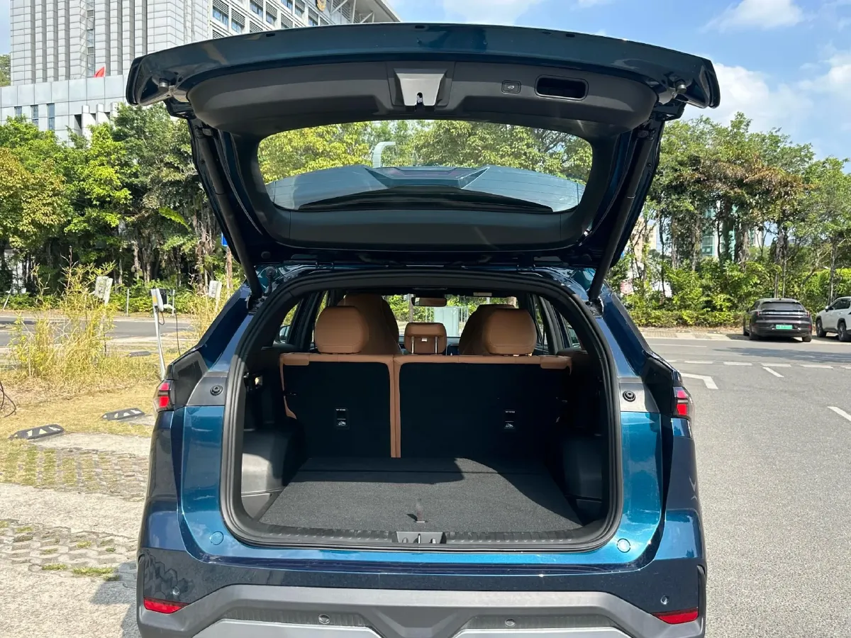 2025 Geely Galaxy L7 1.5L 112HP L4 1DHT PHEV 18.4KWH,autocango,china used car exporter,china ev exporter,chinese used car exporter,chinese used ev exporter