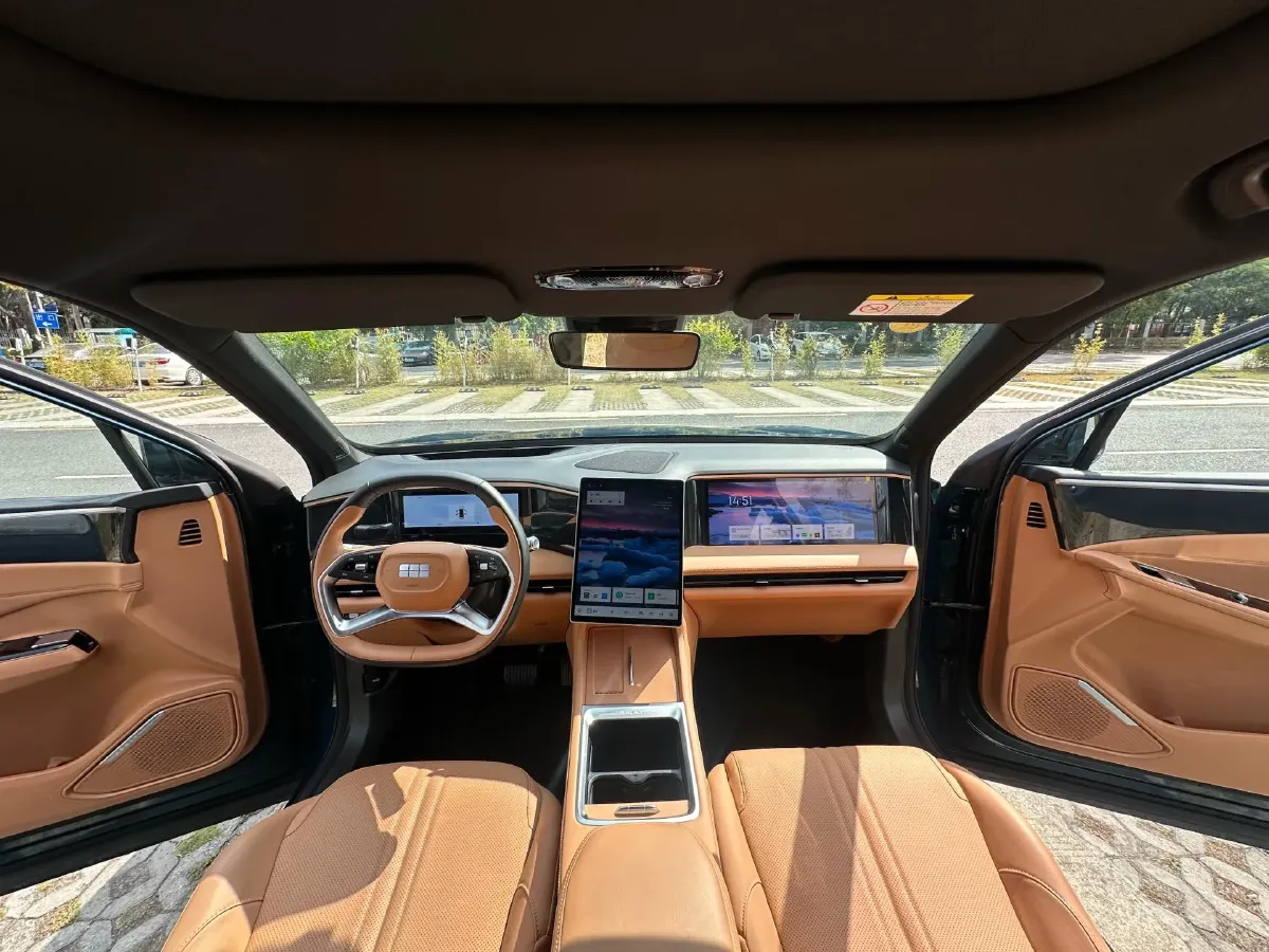 2025 Geely Galaxy L7 1.5L 112HP L4 1DHT PHEV 18.4KWH,autocango,china used car exporter,china ev exporter,chinese used car exporter,chinese used ev exporter