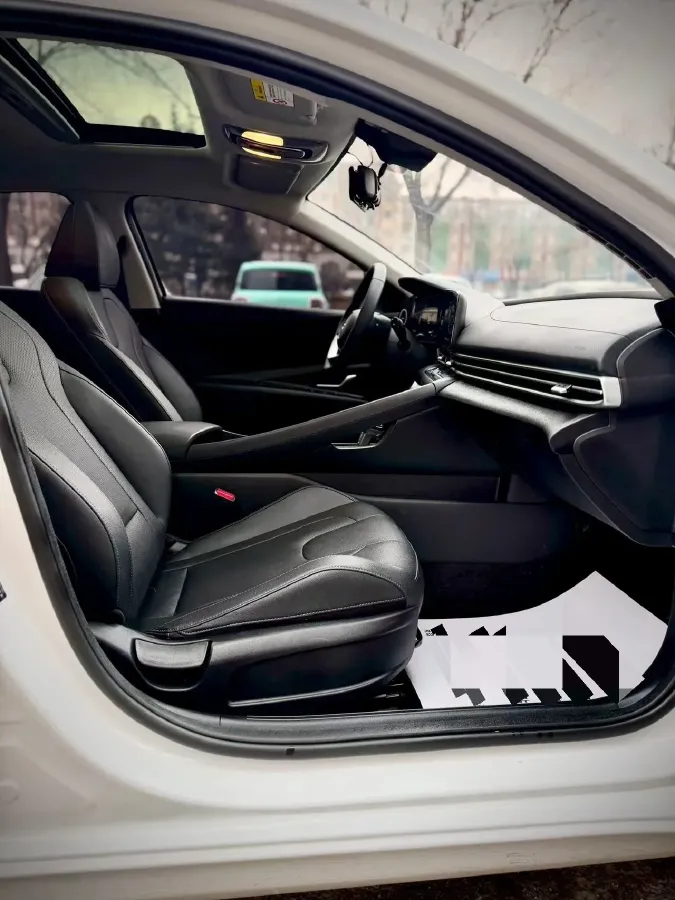 2023 Hyundai Elantra 1.5L 115HP L4 CVT,autocango,china used car exporter,china ev exporter,chinese used car exporter,chinese used ev exporter