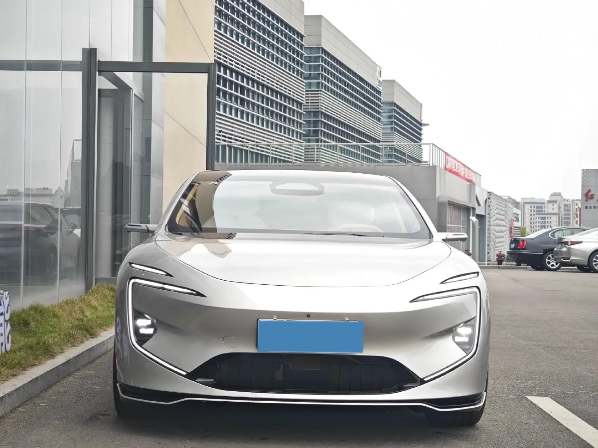 2025 Avatr 12 BEV,autocango,china used car exporter,china ev exporter,chinese used car exporter,chinese used ev exporter