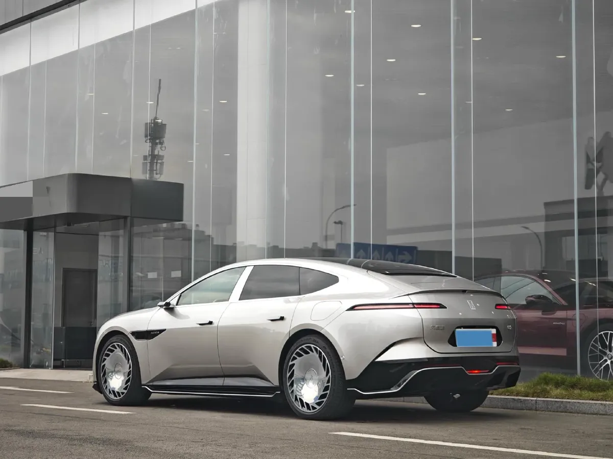 2025 Avatr 12 BEV,autocango,china used car exporter,china ev exporter,chinese used car exporter,chinese used ev exporter