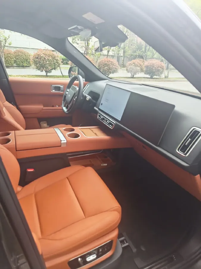 2022 Li L9 Range Extended 154HP REEV 42.6KWH,autocango,china used car exporter,china ev exporter,chinese used car exporter,chinese used ev exporter