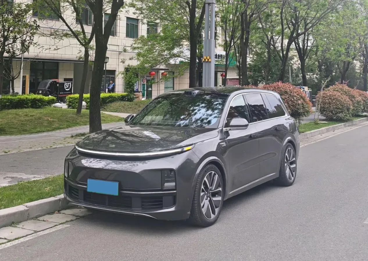 2022 Li L9 Range Extended 154HP REEV 42.6KWH,autocango,china used car exporter,china ev exporter,chinese used car exporter,chinese used ev exporter