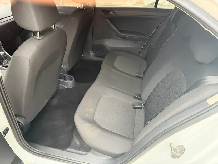 2019 Jetta VA3 1.5L 112HP L4 5MT,autocango,china used car exporter,china ev exporter,chinese used car exporter,chinese used ev exporter