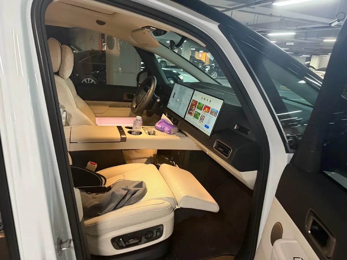 2025 Li MEGA BEV,autocango,china used car exporter,china ev exporter,chinese used car exporter,chinese used ev exporter