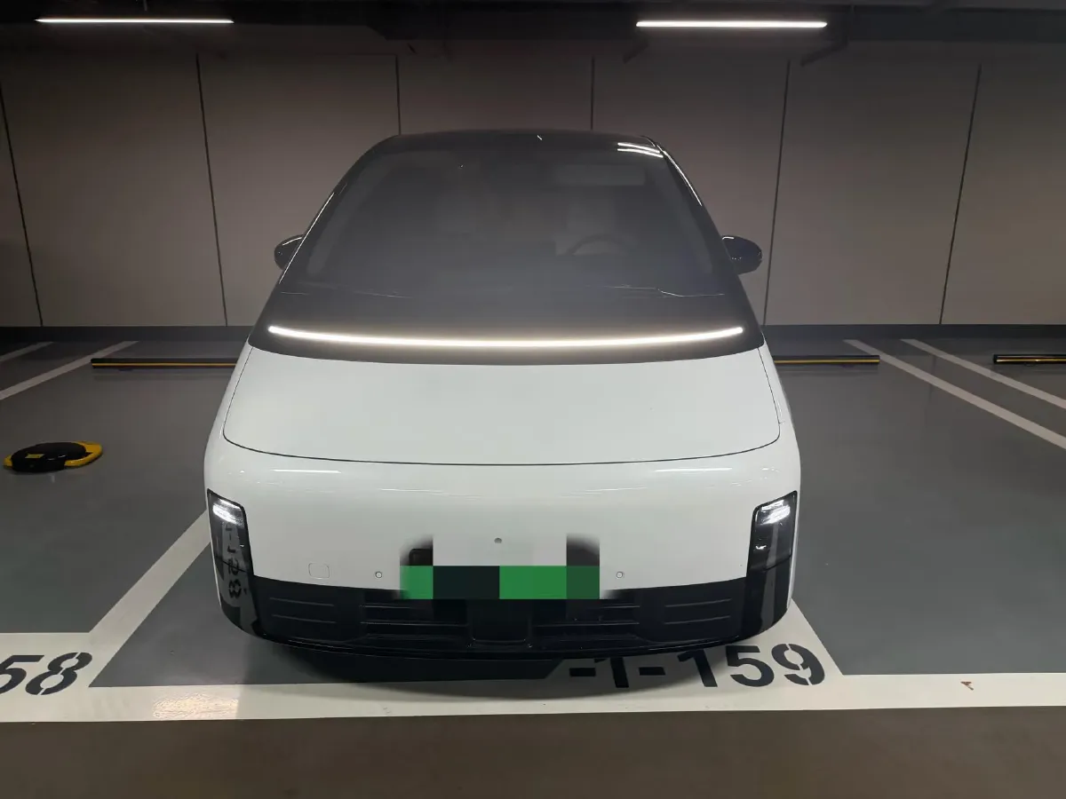 2025 Li MEGA BEV,autocango,china used car exporter,china ev exporter,chinese used car exporter,chinese used ev exporter