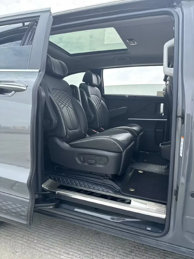 2021 Hyundai Custo 2.0T 236HP L4 8AT,autocango,china used car exporter,china ev exporter,chinese used car exporter,chinese used ev exporter