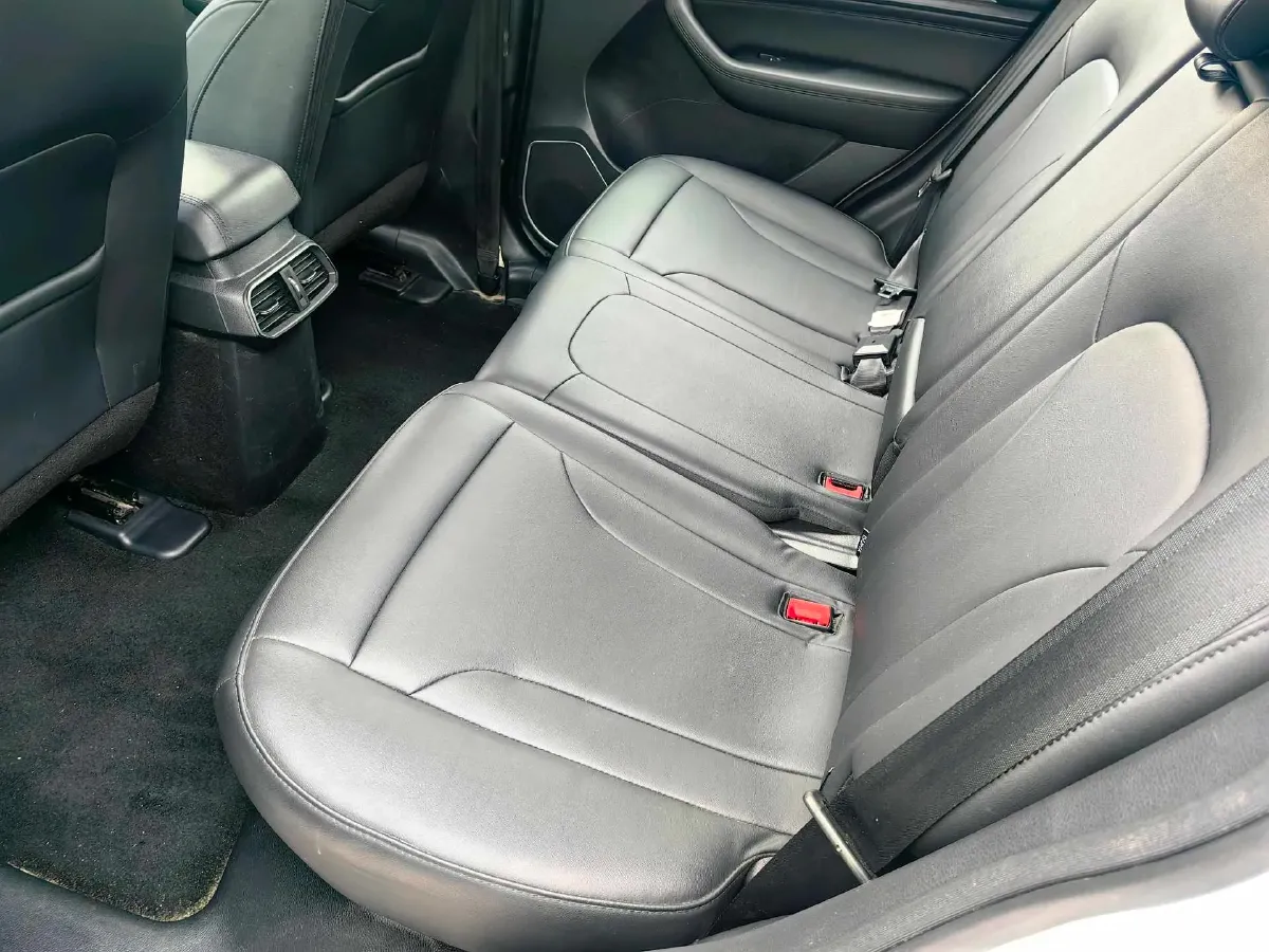 2018 Haval H6 1.5T 150HP L4 6MT,autocango,china used car exporter,china ev exporter,chinese used car exporter,chinese used ev exporter